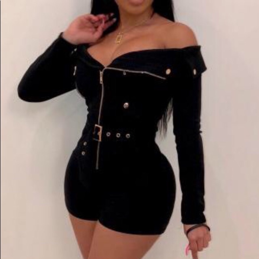 Zipper Design Collar Romper